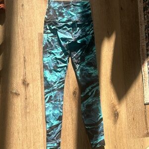 Lulu Lemon Tie Dye Blue Leggings
